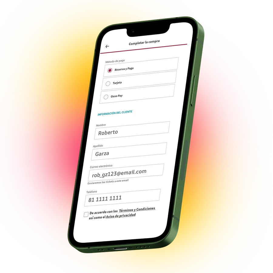 smartphone reservando un boleto